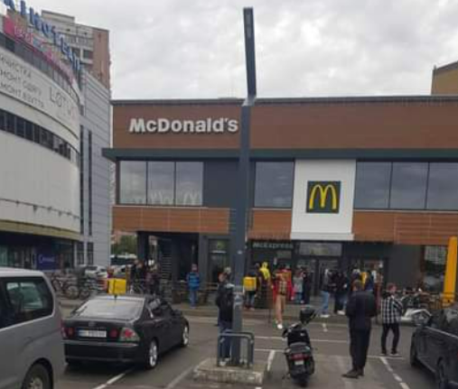 Перекупи продають їжу з МакДональдс на OLX: які ціни і куди доставляють